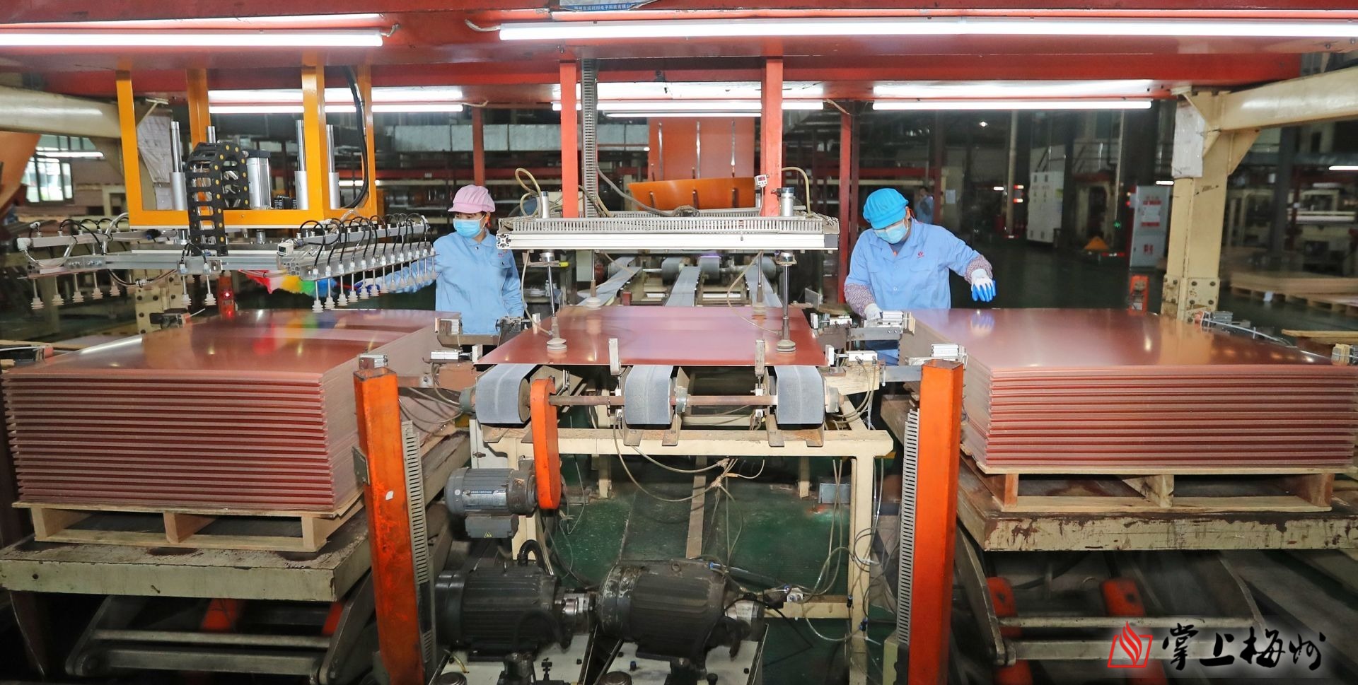 工業(yè)技改增產(chǎn)能 疫情之下“選客戶”！威利邦電子2021年產(chǎn)值突破10億元大關